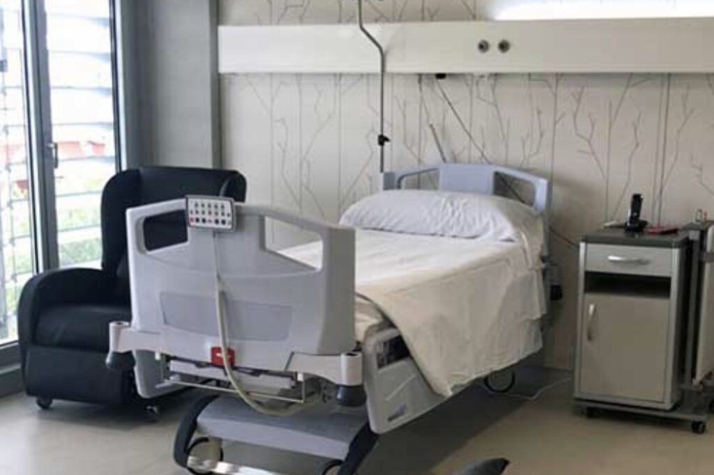 Habitación del Hospital HLA Universitario Moncloa, donde se ingresa tras la cirugía